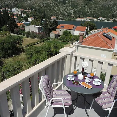 Zaton Mali 12120a Appartement *